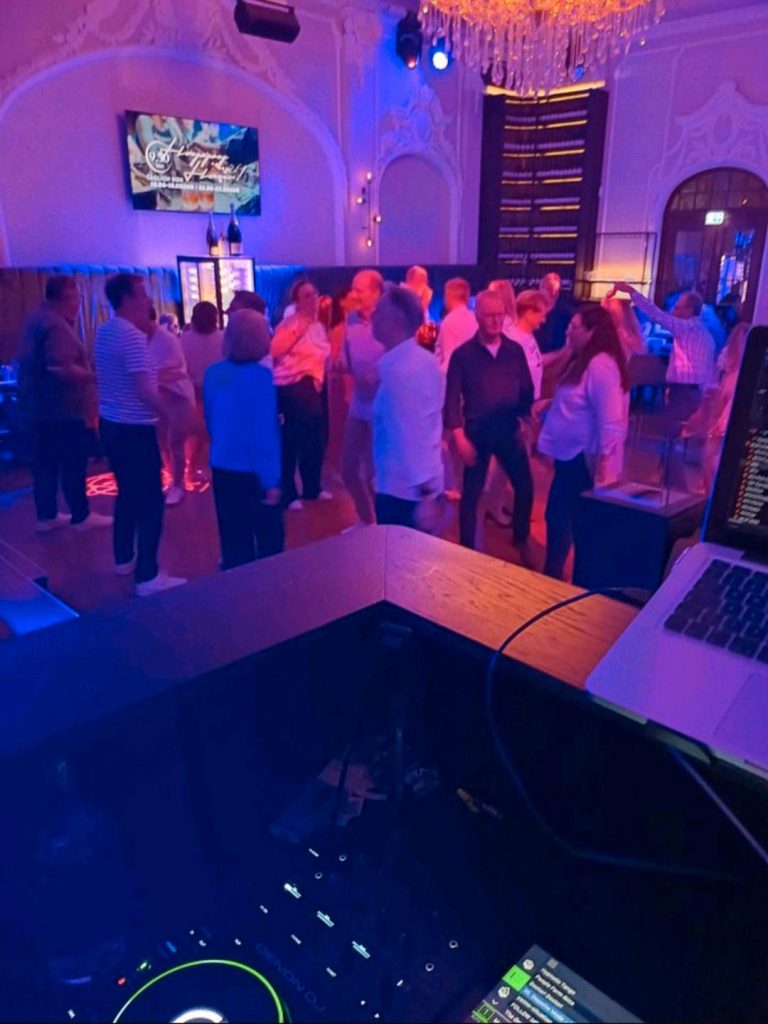 DJ AJAZZ