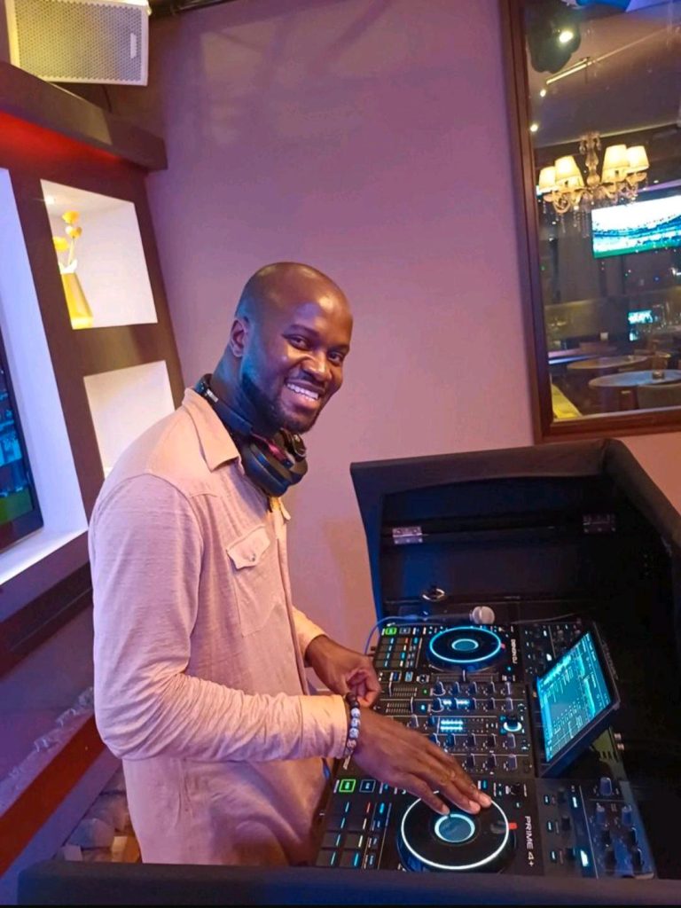 DJ AJAZZ